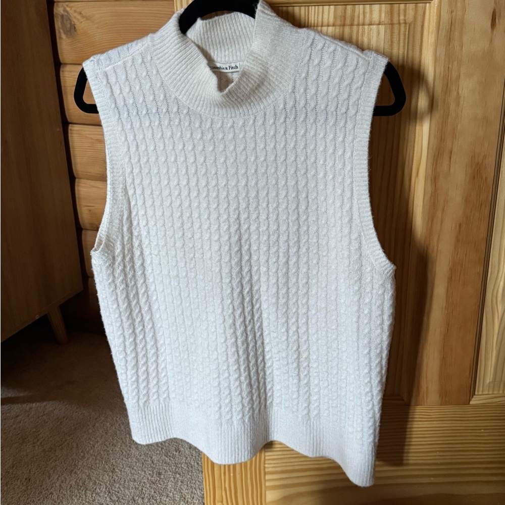 Women's White Cable Knit Sweater Vest